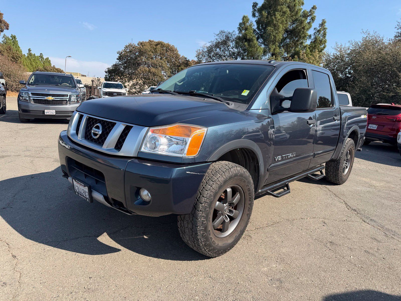 Used 2014 Nissan Titan PRO-4X w/ Pro-4x Luxury Package AWD/4WD image 1