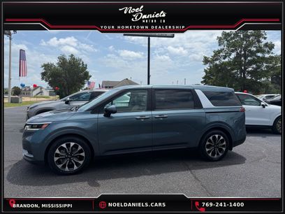Used 2024 Kia Carnival EX