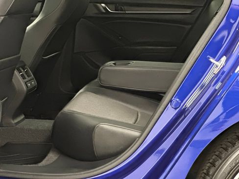 Used 2022 Honda Accord Sport image 18