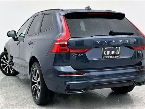 Certified 2025 Volvo XC60 B5 Plus image 16