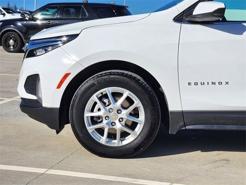 Used 2024 Chevrolet Equinox LT w/ LPO, Floor Liner Package image 10