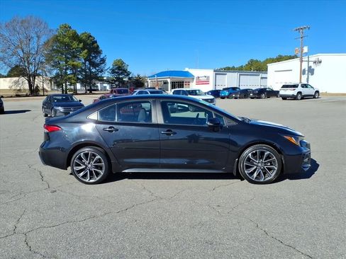 Used 2020 Toyota Corolla SE image 6