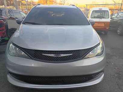 Used 2021 Chrysler Voyager Lxi