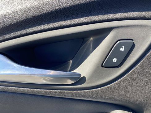 New 2025 Buick Encore GX Preferred image 13