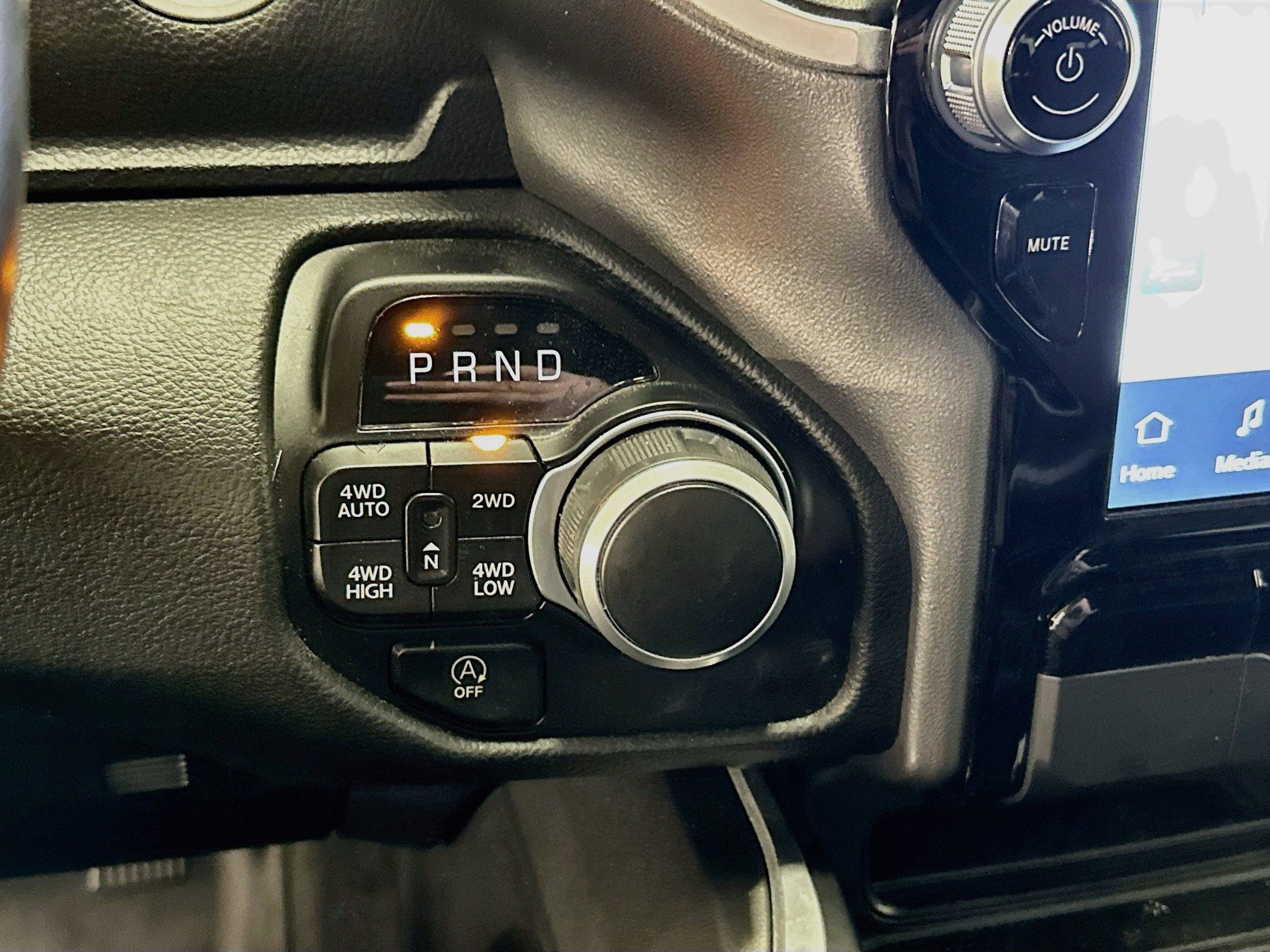 Used 2023 RAM 1500 Big Horn AWD/4WD image 25