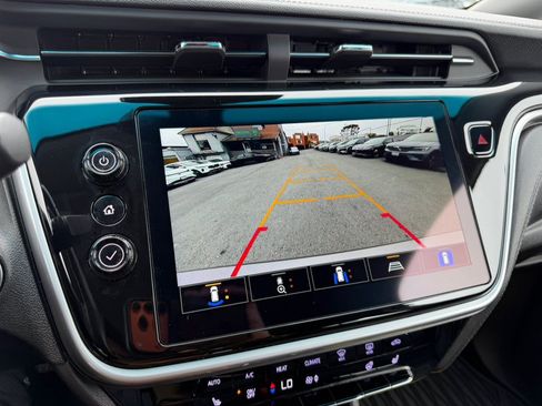 Used 2023 Chevrolet Bolt LT w/ Infotainment Package FWD image 24