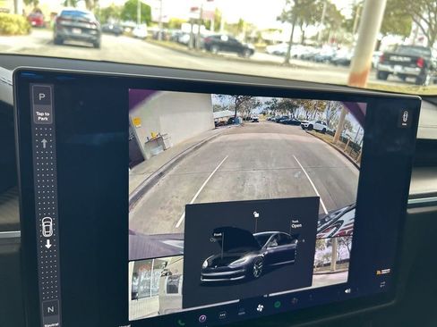 Used 2022 Tesla Model S Plaid image 12