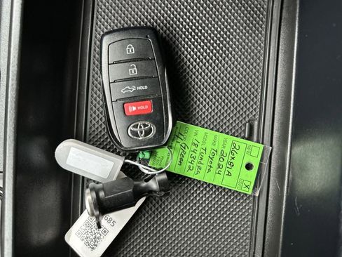 Used 2024 Toyota Tundra SR5 w/ SR5 Convenience Package image 28