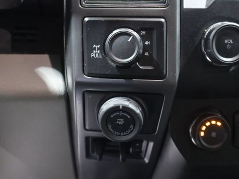 Used 2019 Ford F150 XLT w/ Equipment Group 302A Luxury AWD/4WD image 29