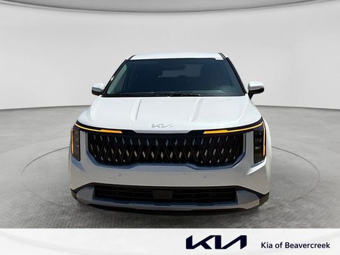 New 2026 Kia Carnival LXS FWD image 2