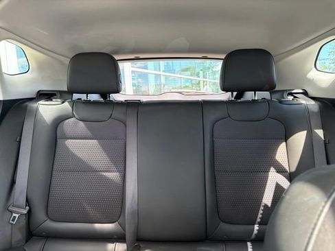 Used 2024 Chevrolet Trax LT w/ Sunroof Package FWD image 25