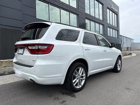 Used 2025 Dodge Durango GT AWD/4WD image 3