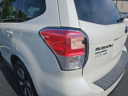 Used 2018 Subaru Forester 2.5i Premium AWD/4WD image 35