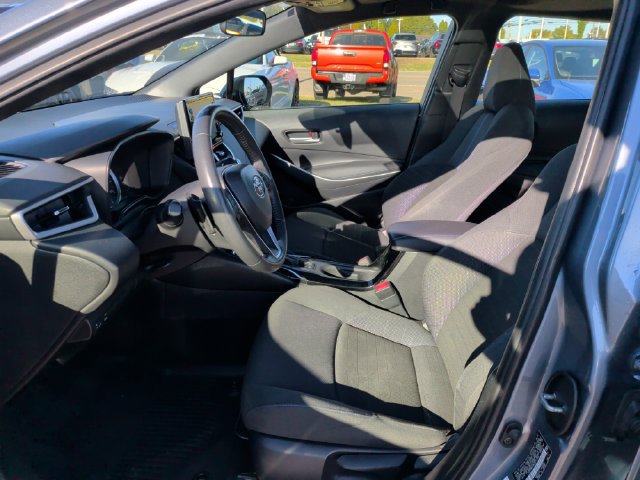 Used 2022 Toyota Corolla SE w/ SE Premium Package FWD image 13