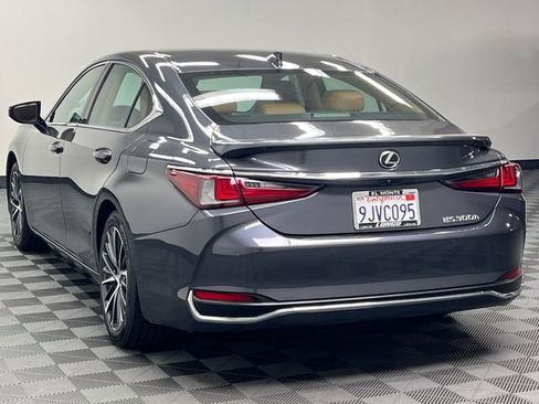 Certified 2024 Lexus ES 300h w/ Premium Package FWD image 7