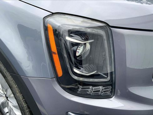 Used 2022 Kia Telluride LX AWD/4WD image 27