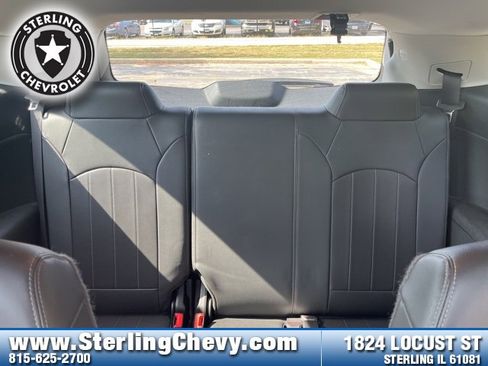 Used 2017 Chevrolet Traverse Premier image 27