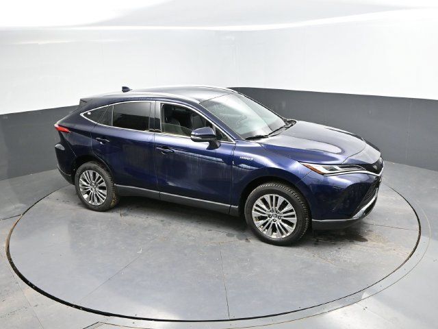 Used 2021 Toyota Venza XLE w/ Softex Package AWD/4WD image 31