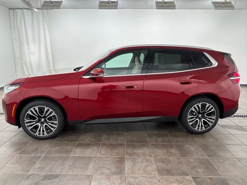 Used 2025 BMW X3 xDrive30 w/ Premium Package AWD/4WD image 2