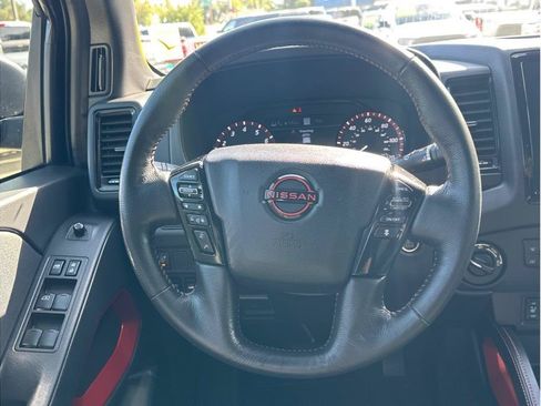 Used 2024 Nissan Frontier PRO-4X w/ Pro Convenience Package AWD/4WD image 16