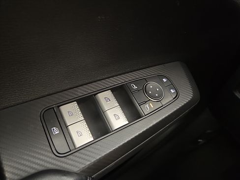 Used 2024 Mitsubishi Outlander ES AWD/4WD image 29