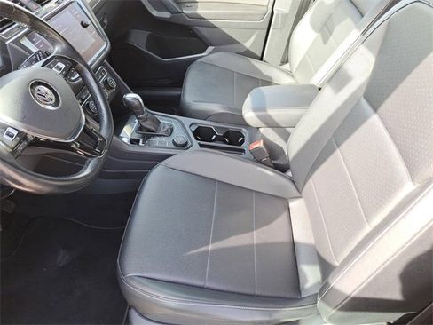 Used 2019 Volkswagen Tiguan SE image 22