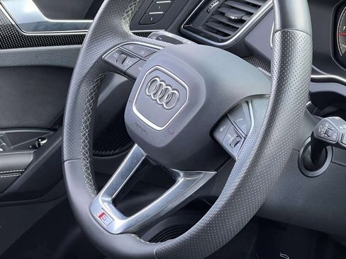 Used 2022 Audi SQ5 Premium Plus w/ Premium Plus Package image 24