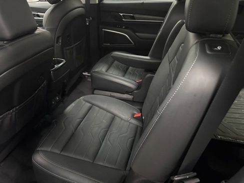 Used 2021 Kia Telluride SX w/ SX Prestige Package image 18