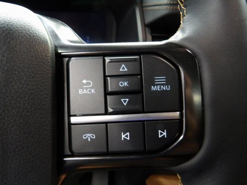 Used 2024 Ford Expedition Platinum image 43