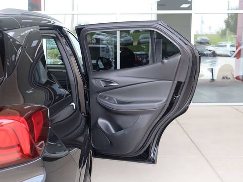 Used 2025 Buick Encore GX Sport Touring w/ Comfort Package AWD/4WD image 34