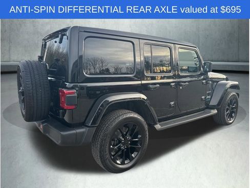 Used 2022 Jeep Wrangler Unlimited Sahara w/ Cold Weather Group image 6
