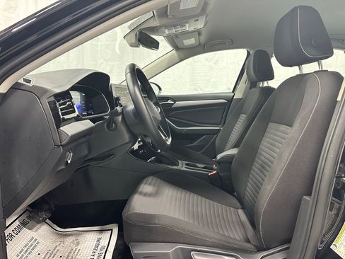 Used 2025 Volkswagen Jetta S image 14