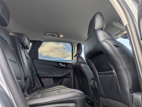 Used 2022 Ford Escape SEL image 34