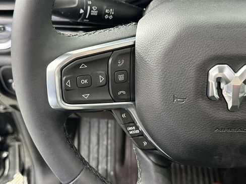 Used 2025 RAM 1500 Laramie w/ Night Edition image 33