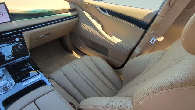 Used 2025 Genesis G80 2.5T AWD/4WD image 12