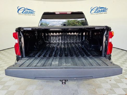 Used 2021 Chevrolet Silverado 1500 Custom AWD/4WD image 5