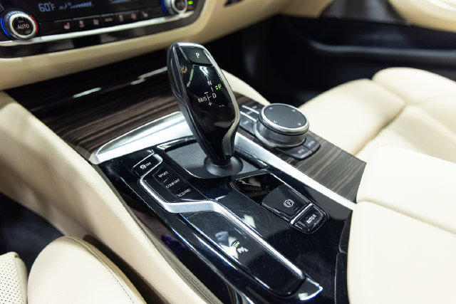 Certified 2022 BMW 530i xDrive w/ Premium Package AWD/4WD image 20