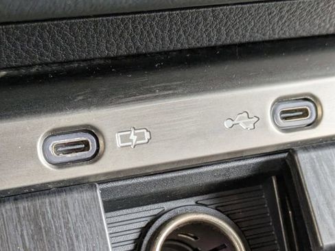 Used 2024 Lexus GX 550 image 23