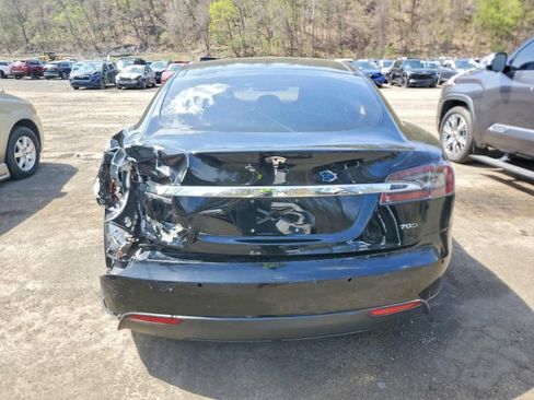 Used 2015 Tesla Model S AWD image 4