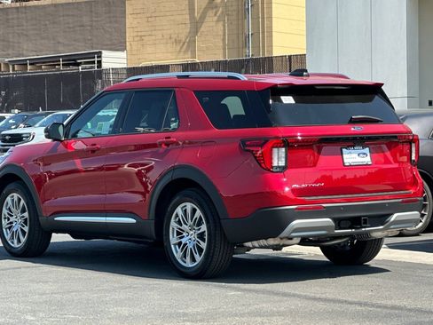 New 2026 Ford Explorer Platinum RWD image 5