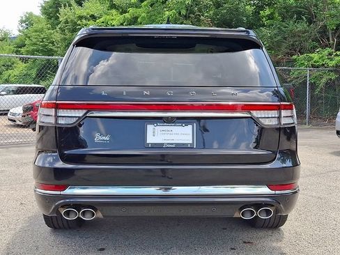 Certified 2024 Lincoln Aviator Black Label AWD/4WD image 5