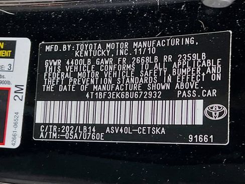 Used 2011 Toyota Camry SE w/ Sport Leather Pkg FWD image 11