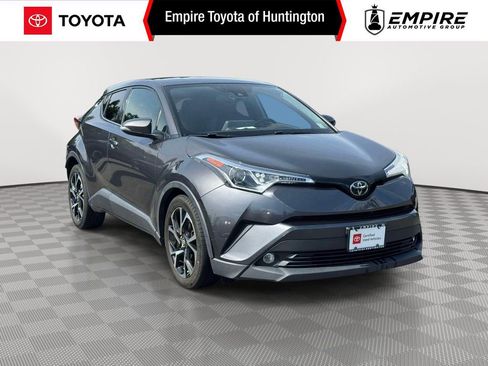 Used 2019 Toyota C-HR Limited FWD image 1
