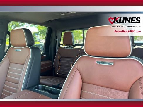 New 2026 GMC Sierra 2500 Denali Ultimate w/ LPO, Black Badging Package AWD/4WD image 33