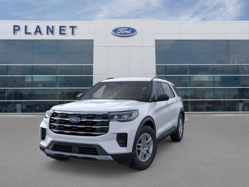 New 2026 Ford Explorer Active image 2