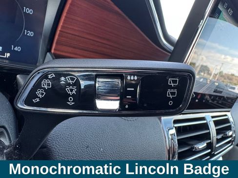 Used 2024 Lincoln Navigator L Reserve AWD/4WD image 13