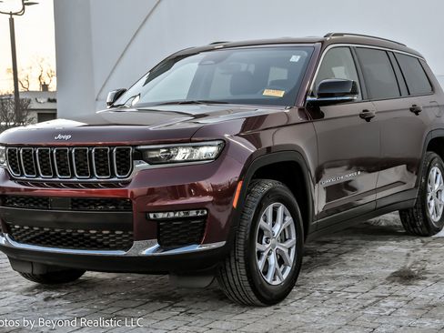 Used 2022 Jeep Grand Cherokee L Limited image 3