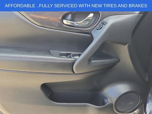 Used 2016 Nissan Rogue SL w/ SL Premium Package AWD/4WD image 11