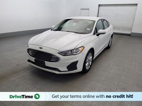 Used 2020 Ford Fusion SE FWD image 1