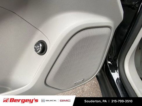 Used 2019 GMC Acadia SLT image 27